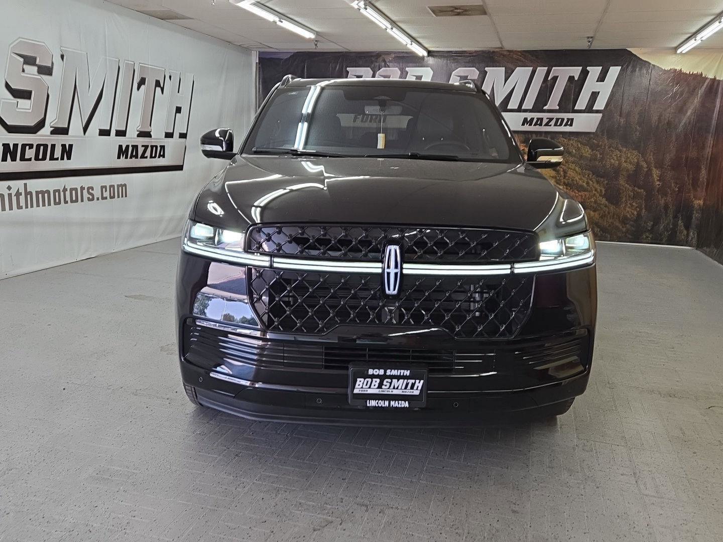 New 2025 Lincoln Navigator L Reserve w/ Jet Appearance Package image 24