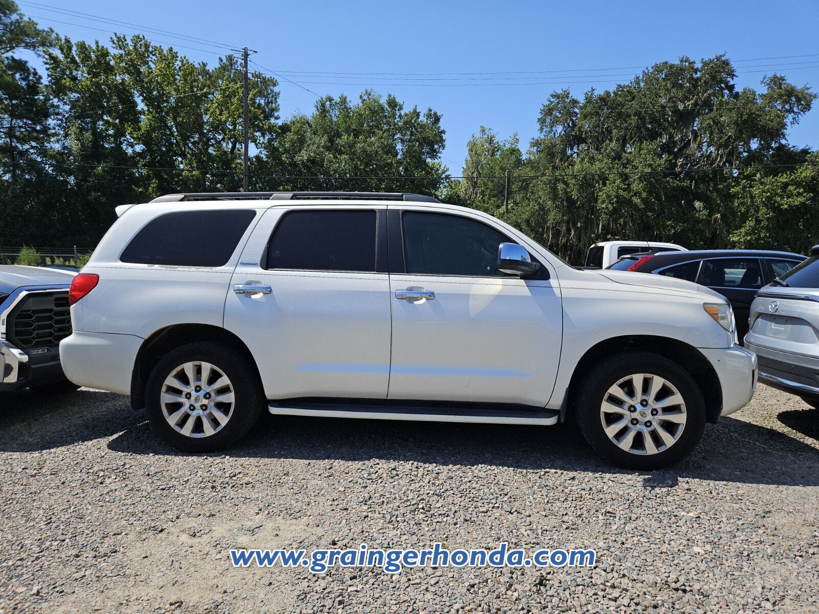 Used 2015 Toyota Sequoia Platinum RWD image 5