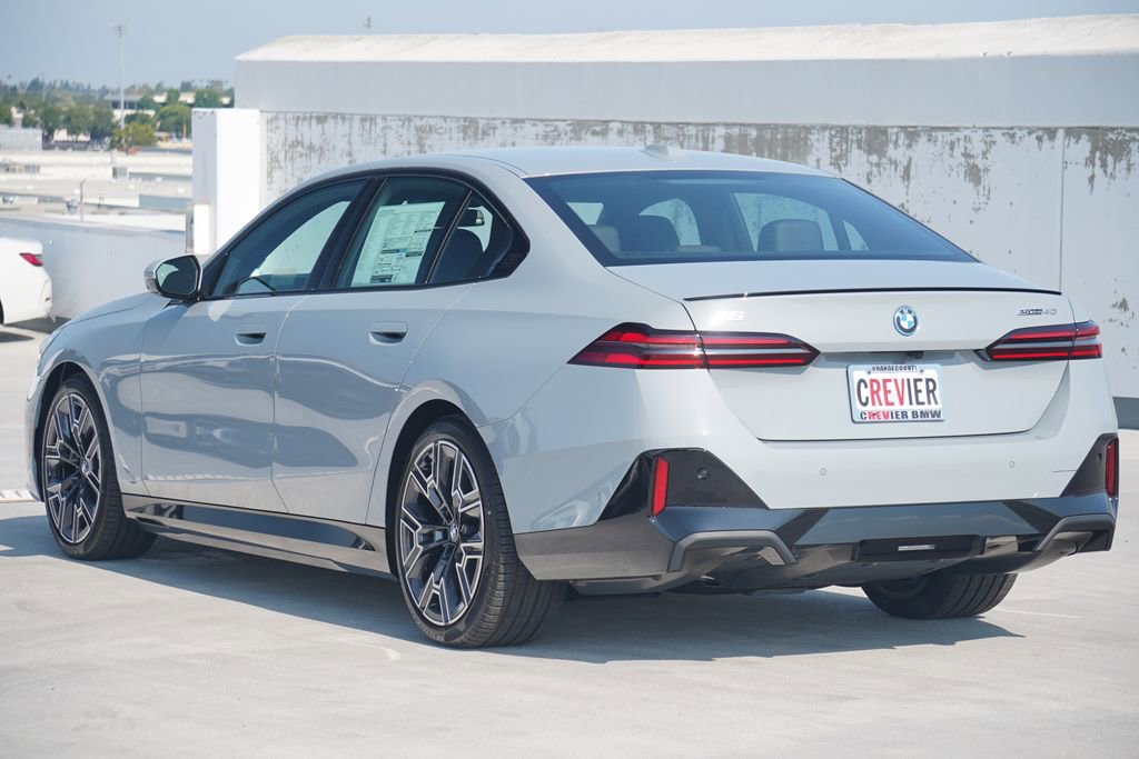 Used 2026 BMW i5 eDrive40 w/ M Sport Package image 7