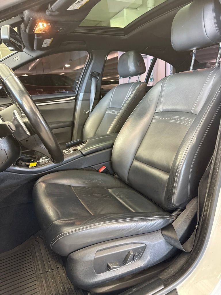 Used 2016 BMW 535i Sedan RWD image 10