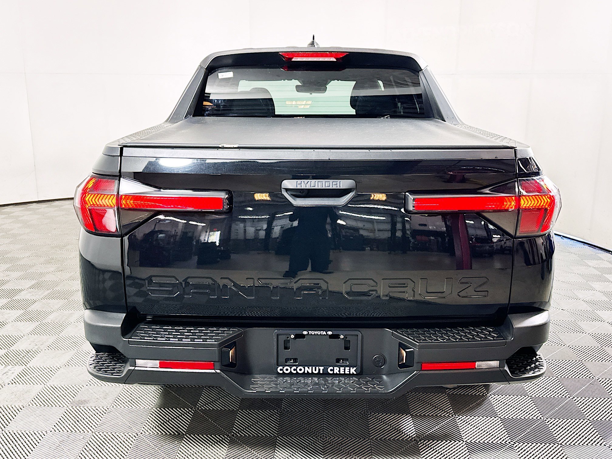 Used 2023 Hyundai Santa Cruz SEL image 4