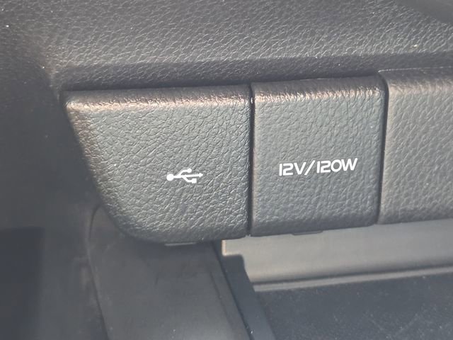 Used 2022 Toyota Camry SE FWD image 8