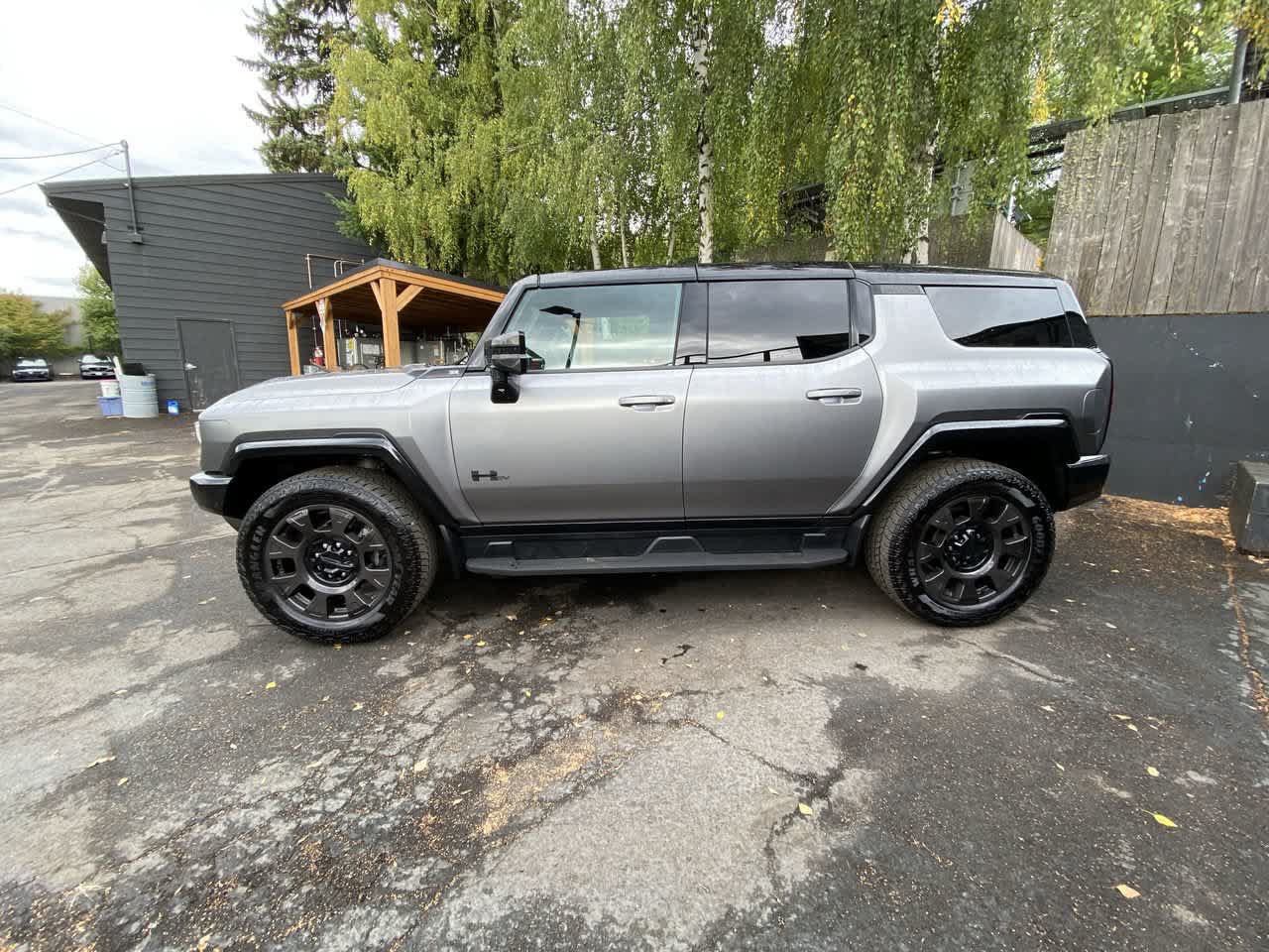 Used 2026 GMC Hummer EV 3X w/ Carbon Fiber Edition Package AWD/4WD image 3