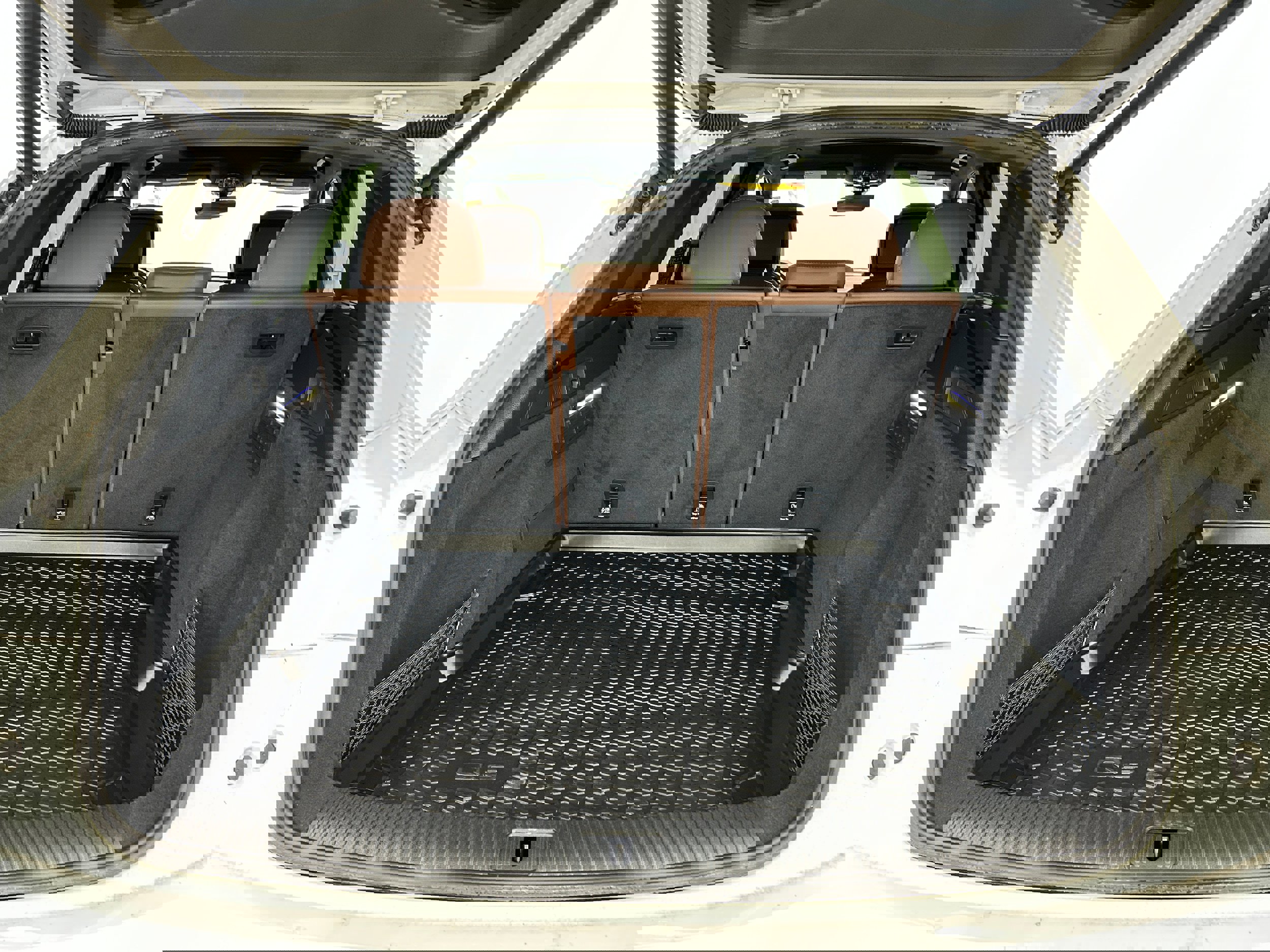 Used 2020 Audi Q5 2.0T Premium w/ Convenience Package image 33