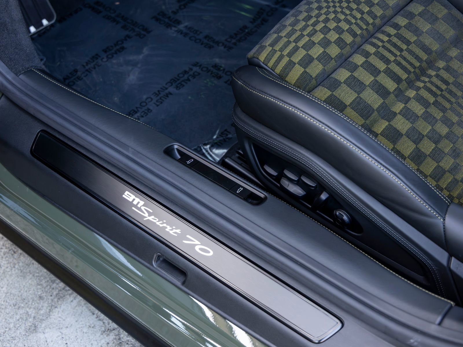 Certified 2026 Porsche 911 Carrera 4 GTS image 37