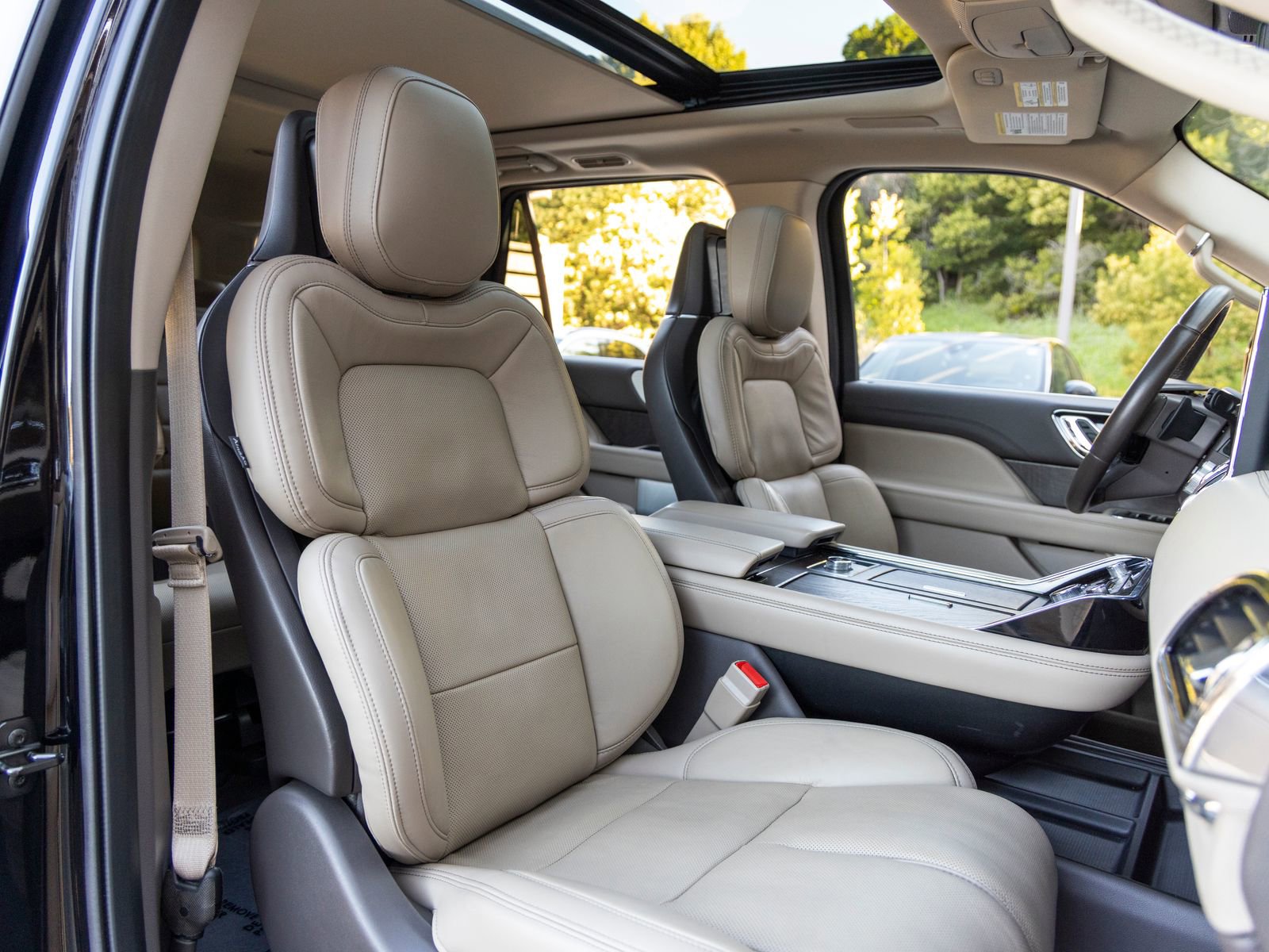 Used 2023 Lincoln Navigator Reserve image 63