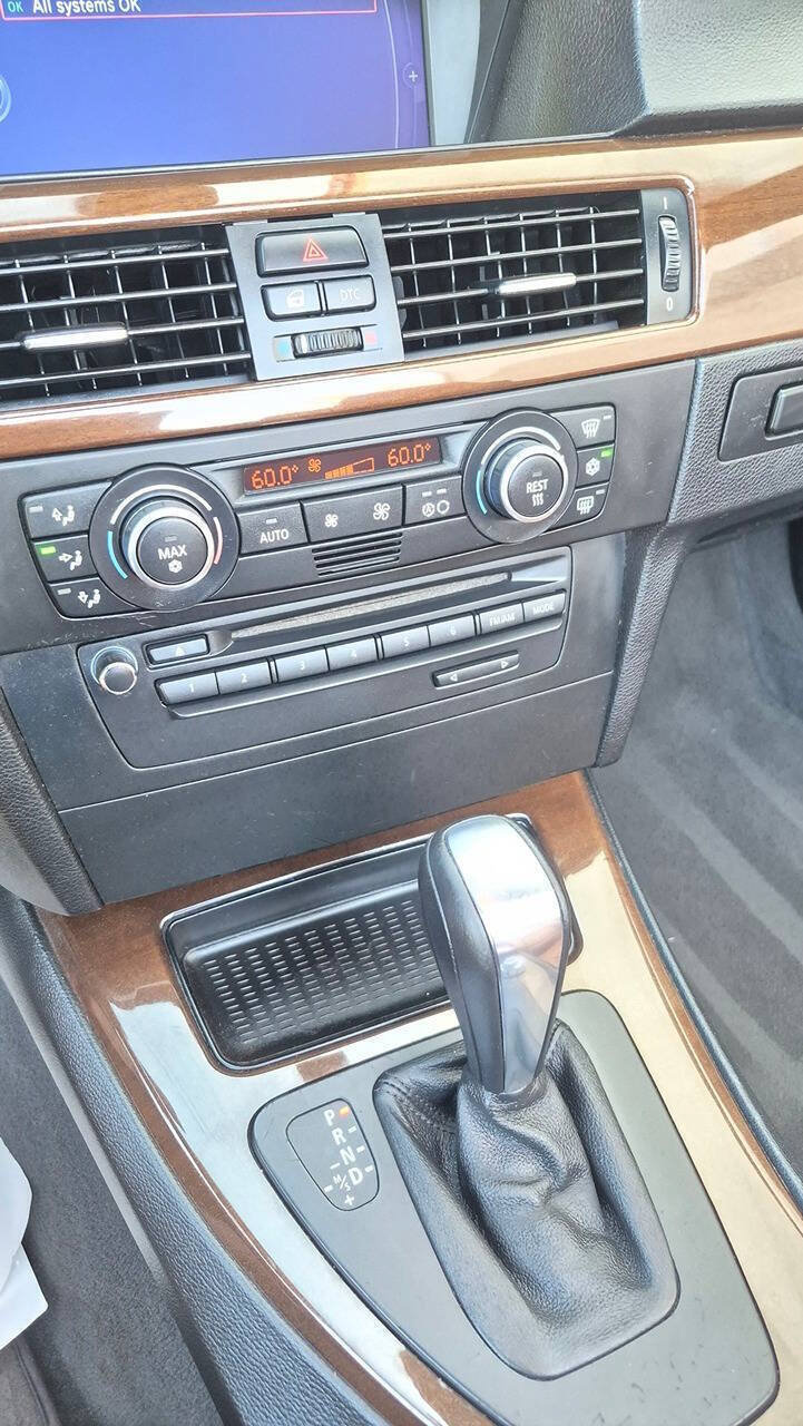 Used 2009 BMW 328i Sedan RWD image 43