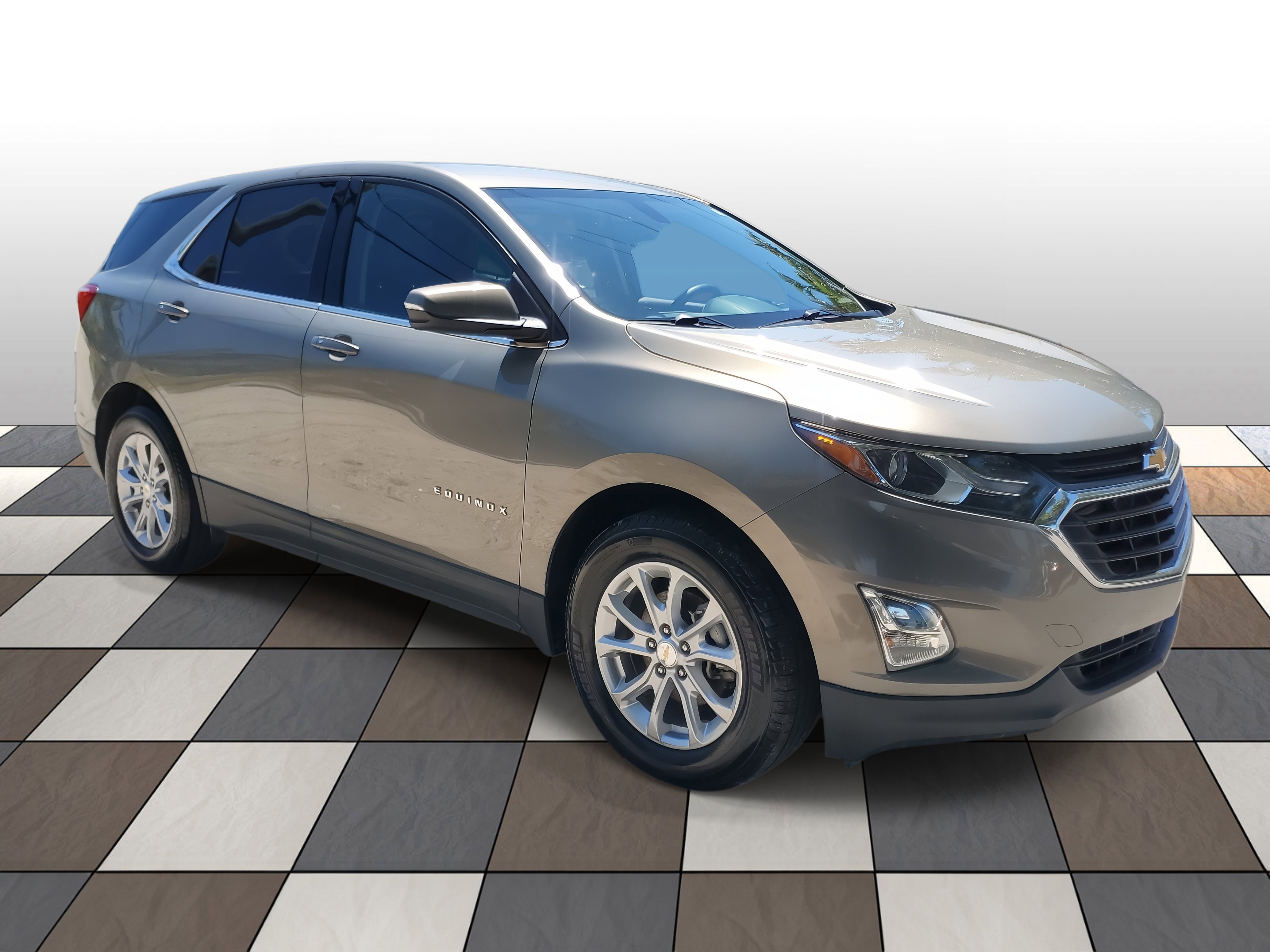 Used 2019 Chevrolet Equinox LT image 3