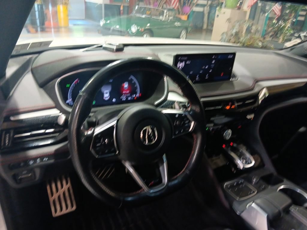 Used 2022 Acura MDX A-Spec AWD/4WD image 5
