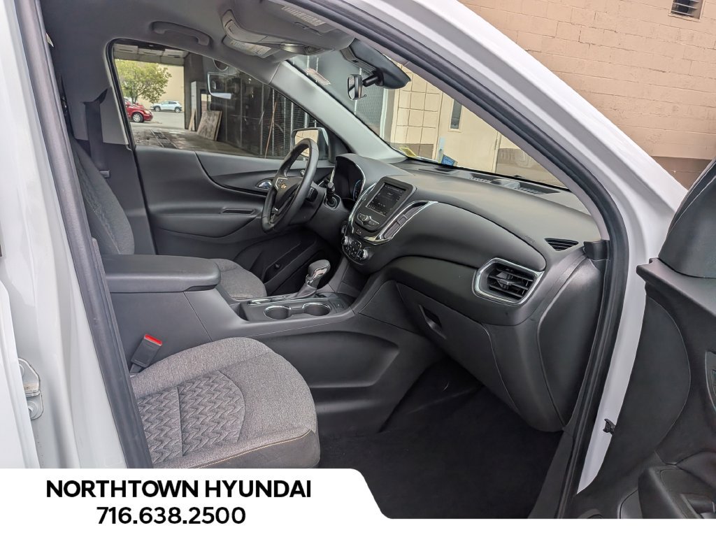 Used 2023 Chevrolet Equinox LT FWD image 33