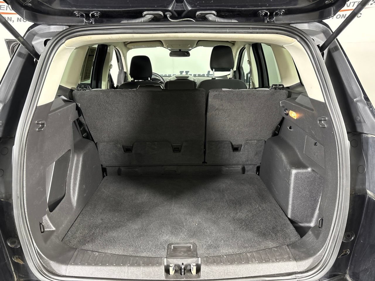 Used 2019 Ford Escape SE AWD/4WD image 25