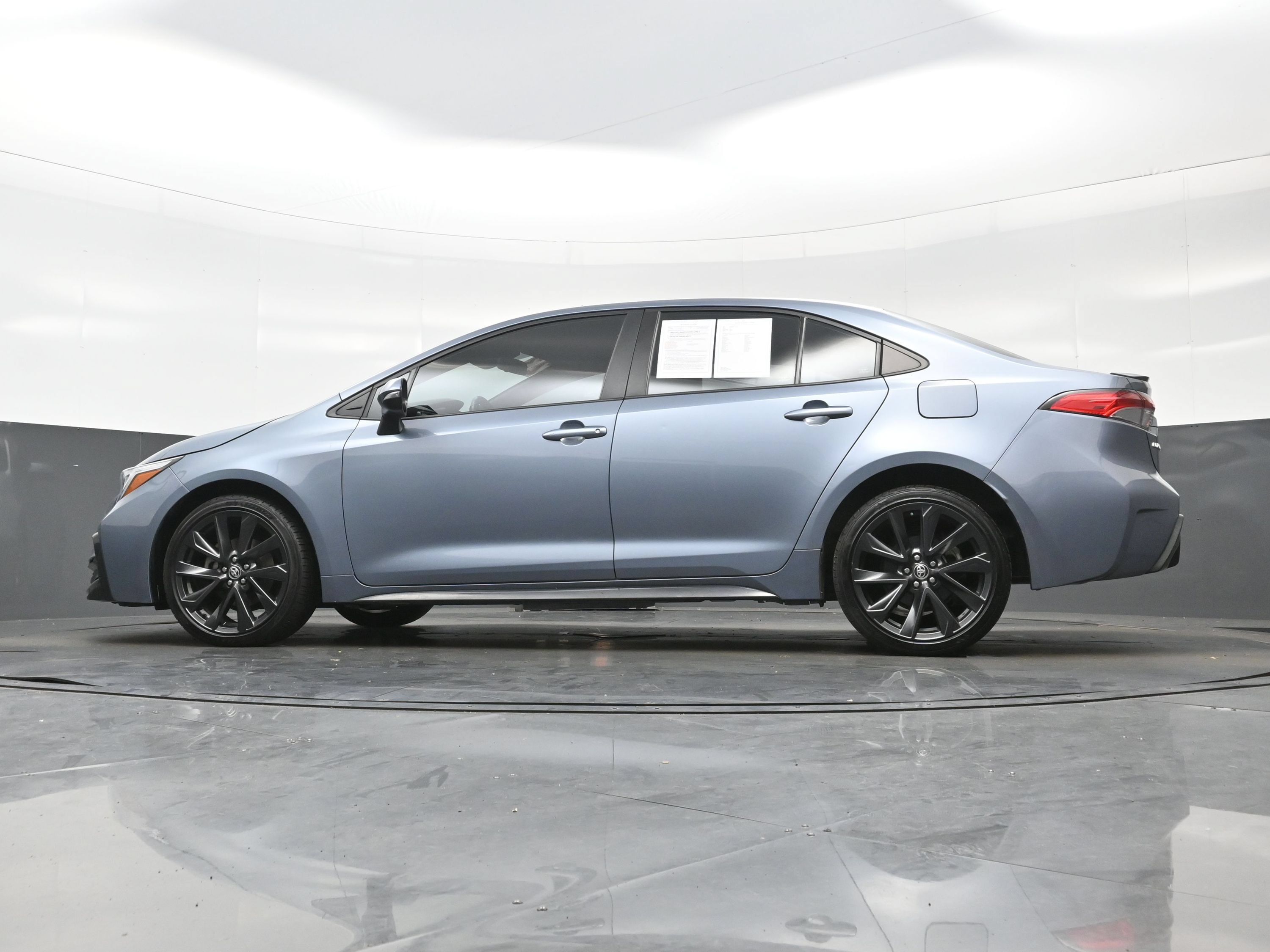 Used 2023 Toyota Corolla SE FWD image 28