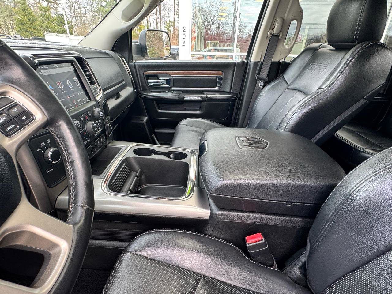 Used 2018 RAM 2500 Laramie w/ Sport Appearance Group image 38