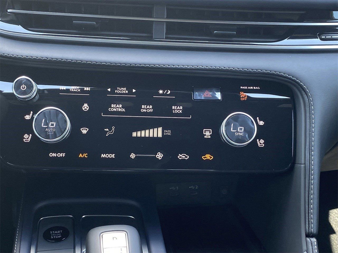 New 2026 INFINITI QX60 Sport w/ Dark Cargo Package image 17