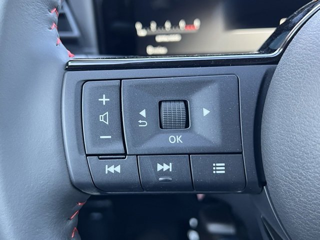 New 2026 Nissan Kicks SR image 18