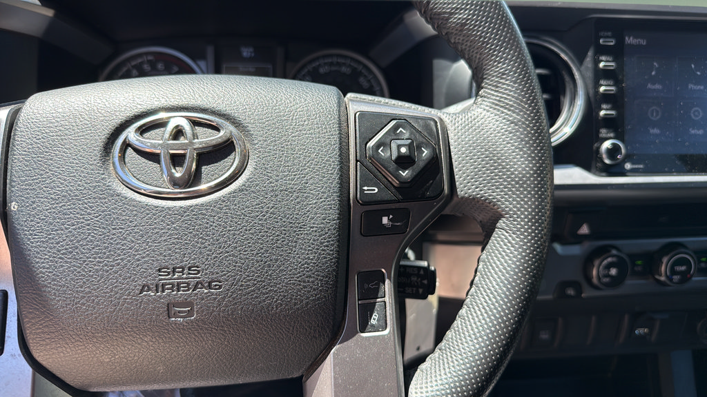 Used 2023 Toyota Tacoma SR5 w/ SR5 Appearance Package RWD image 21
