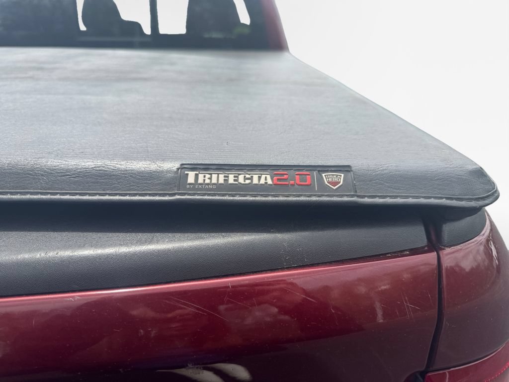 Used 2019 RAM 1500 Laramie AWD/4WD image 25