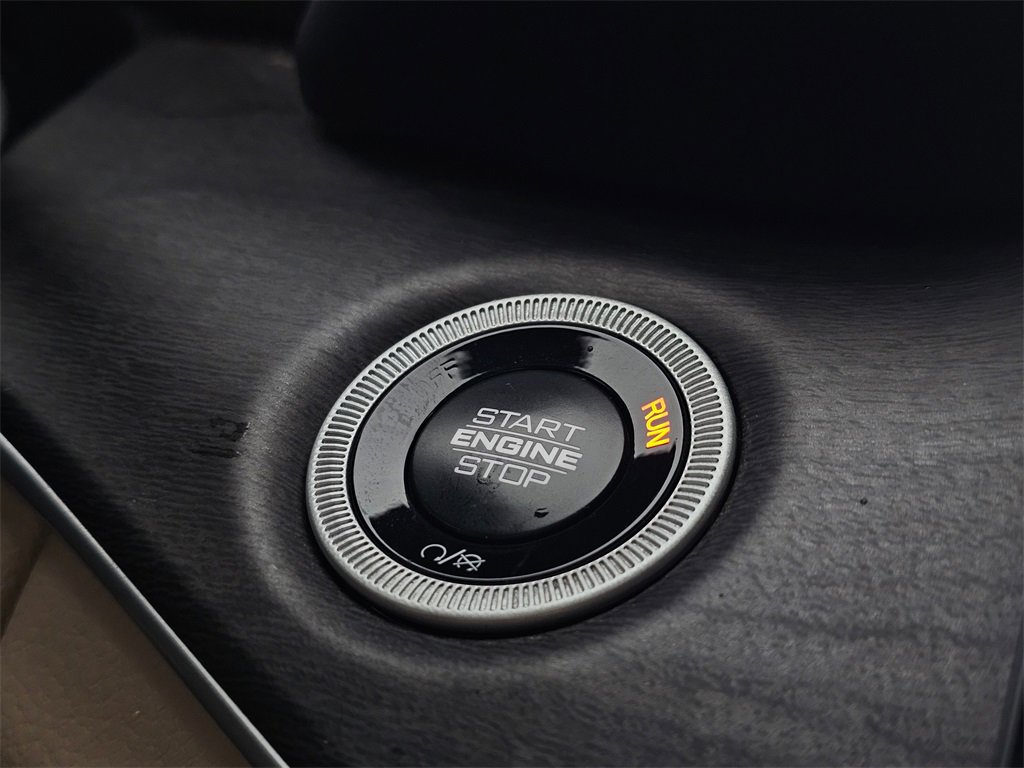 Used 2024 Jeep Grand Cherokee Limited 4xe image 38