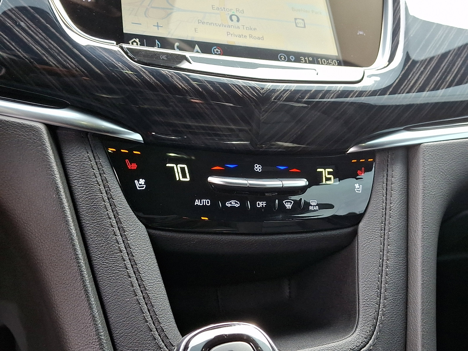 Used 2024 Cadillac XT6 Premium Luxury w/ Technology Package image 17