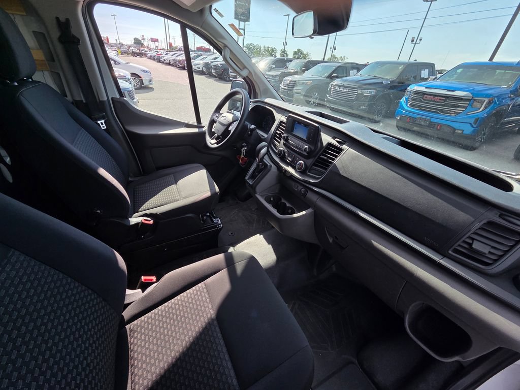 Used 2025 Ford Transit 250 Low Roof w/ Exterior Upgrade Package RWD image 29