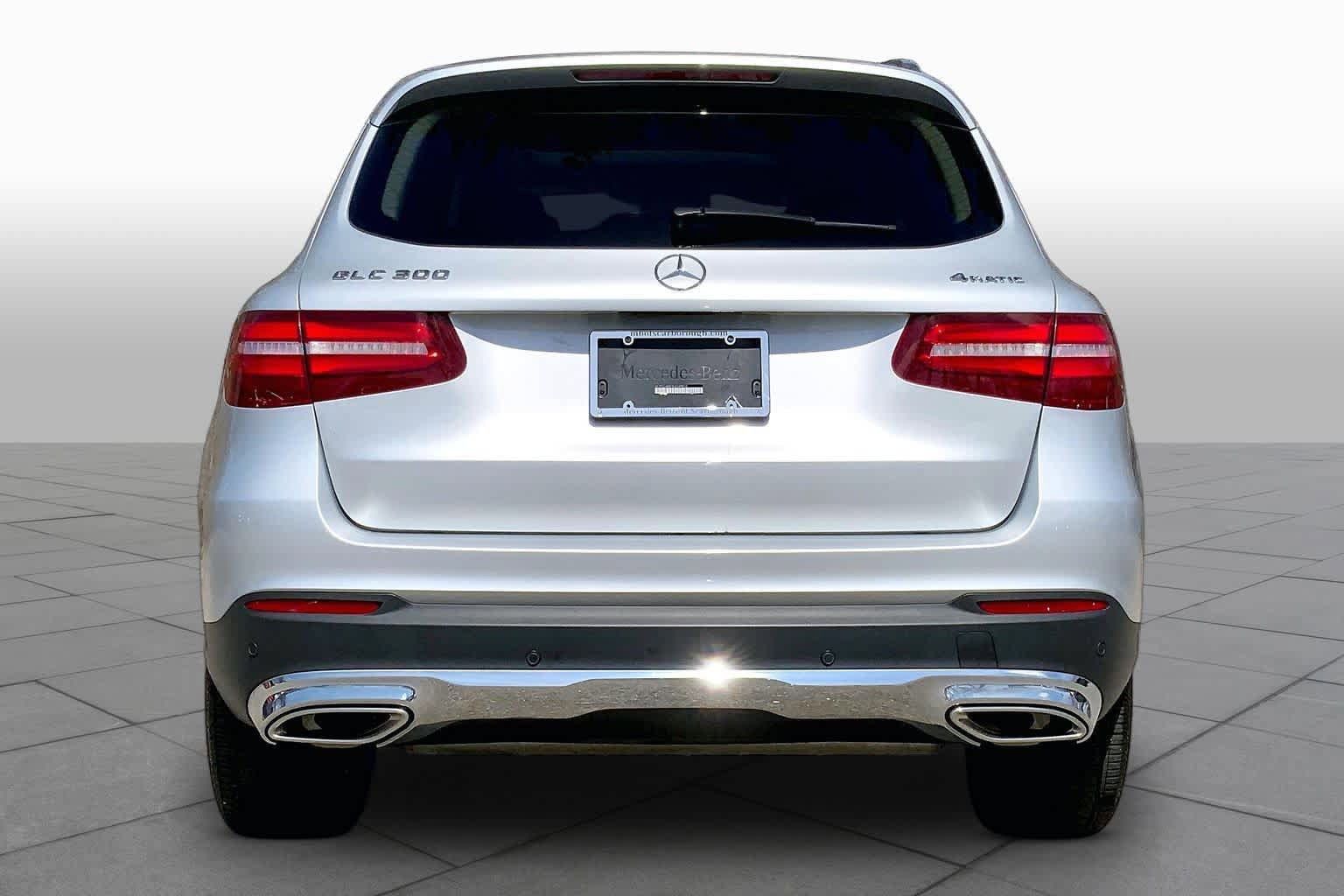 Used 2019 Mercedes-Benz GLC 300 4MATIC image 5