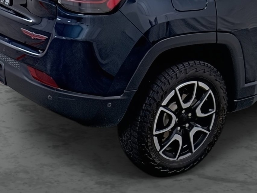 Used 2024 Jeep Compass Trailhawk w/ Trailhawk Elite Group image 12