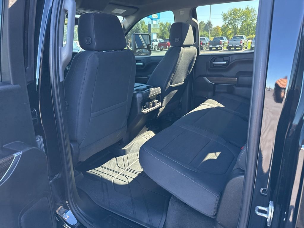 Used 2020 Chevrolet Silverado 1500 LT Trail Boss image 16