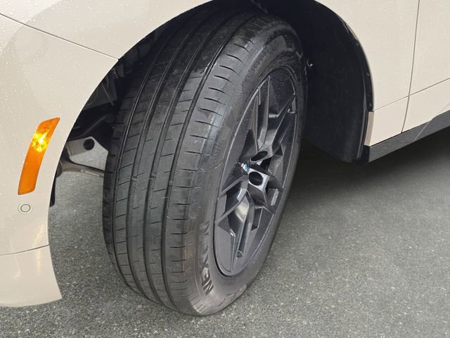 Used 2026 BMW iX xDrive45 image 30