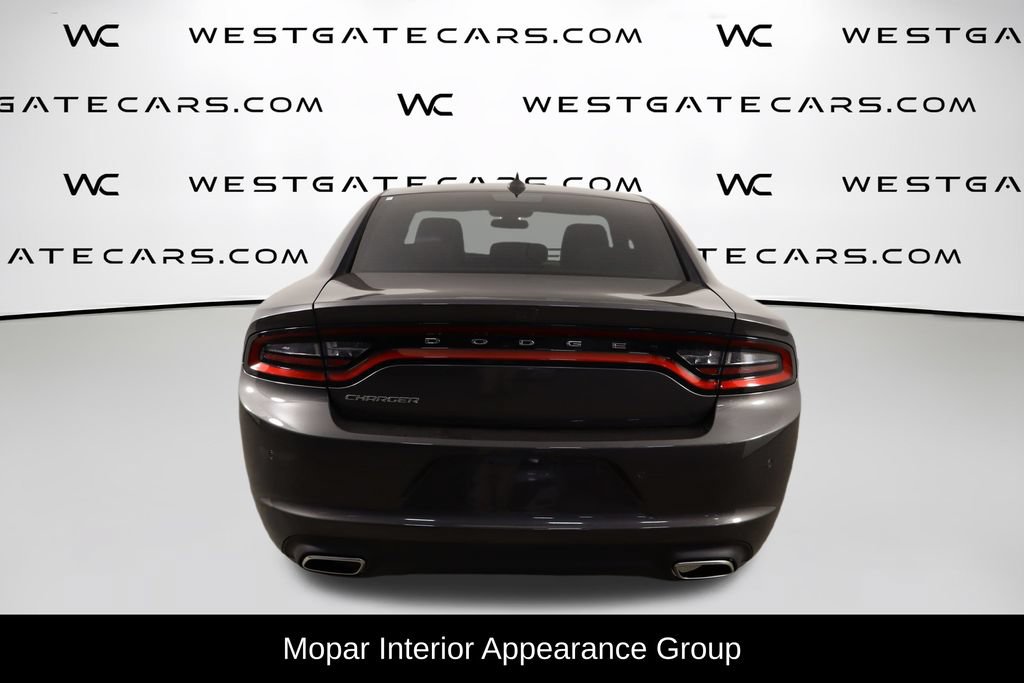 Used 2023 Dodge Charger SXT RWD image 4