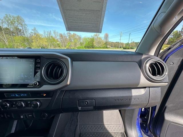 Used 2023 Toyota Tacoma SR5 w/ Technology Package image 16