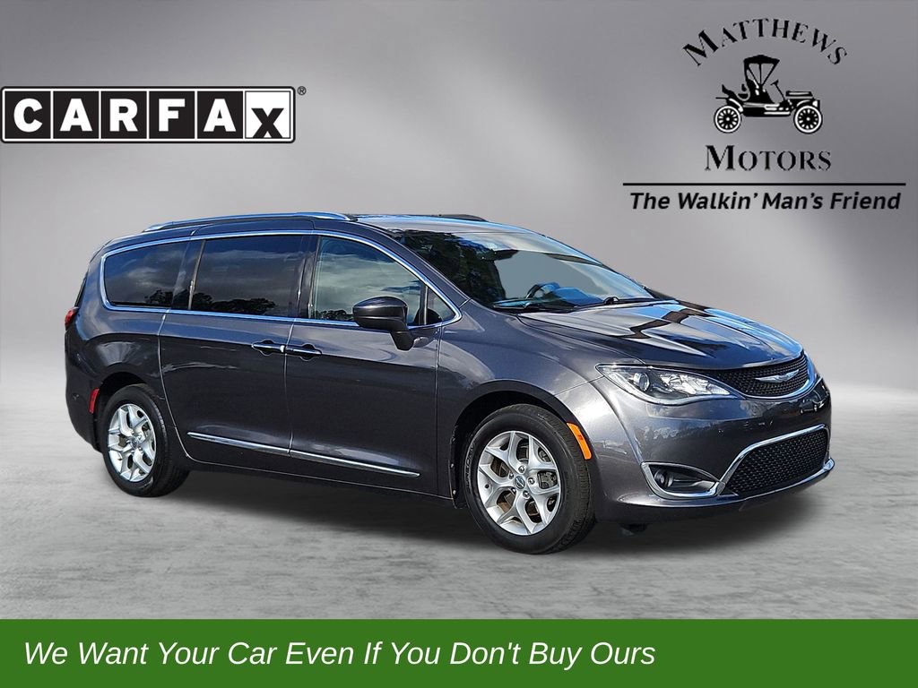 Used 2020 Chrysler Pacifica Touring-L image 1