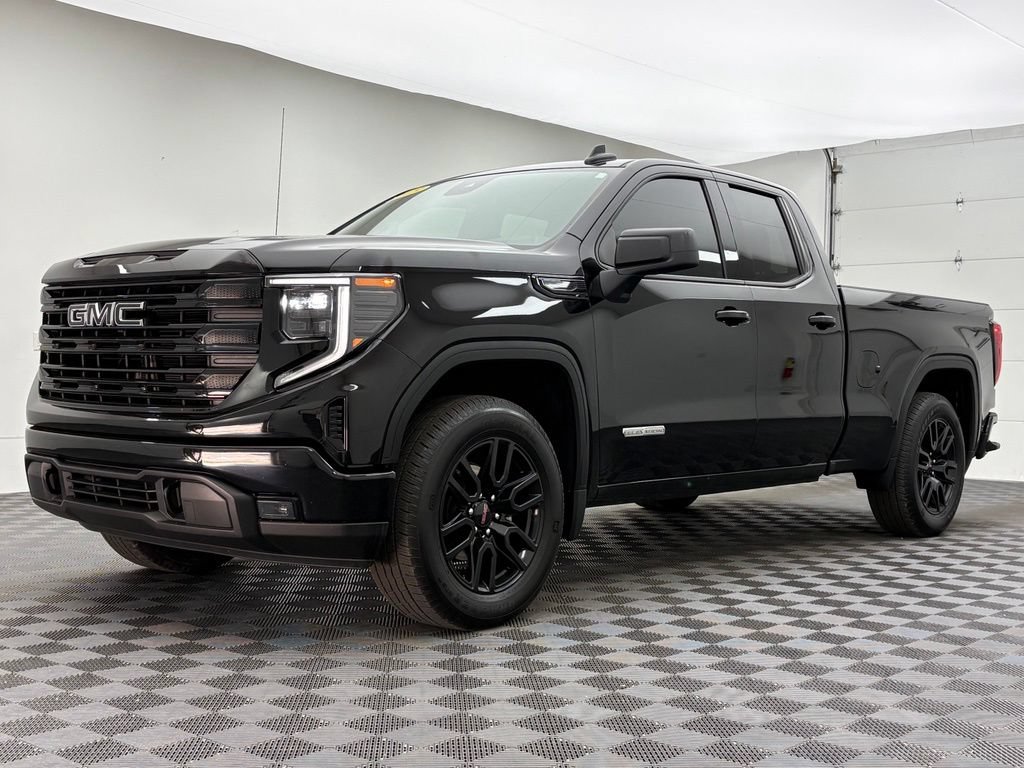 Used 2023 GMC Sierra 1500 Elevation w/ LPO, Elevation Black Package AWD/4WD image 2
