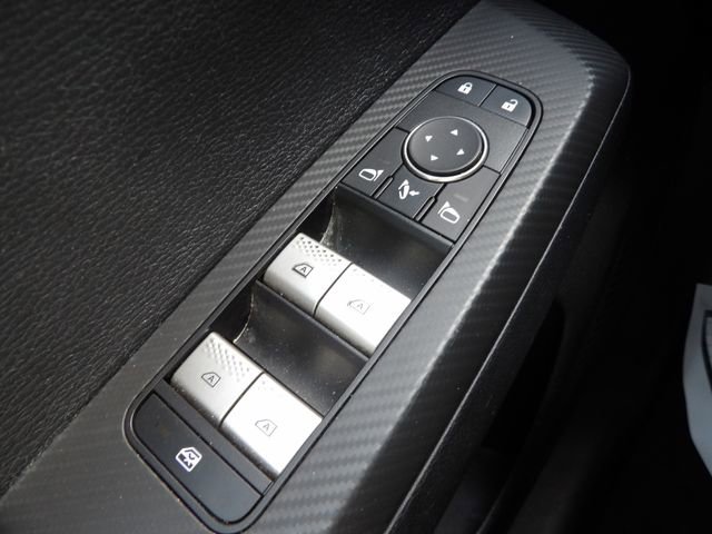 Used 2024 Mitsubishi Outlander SE image 24