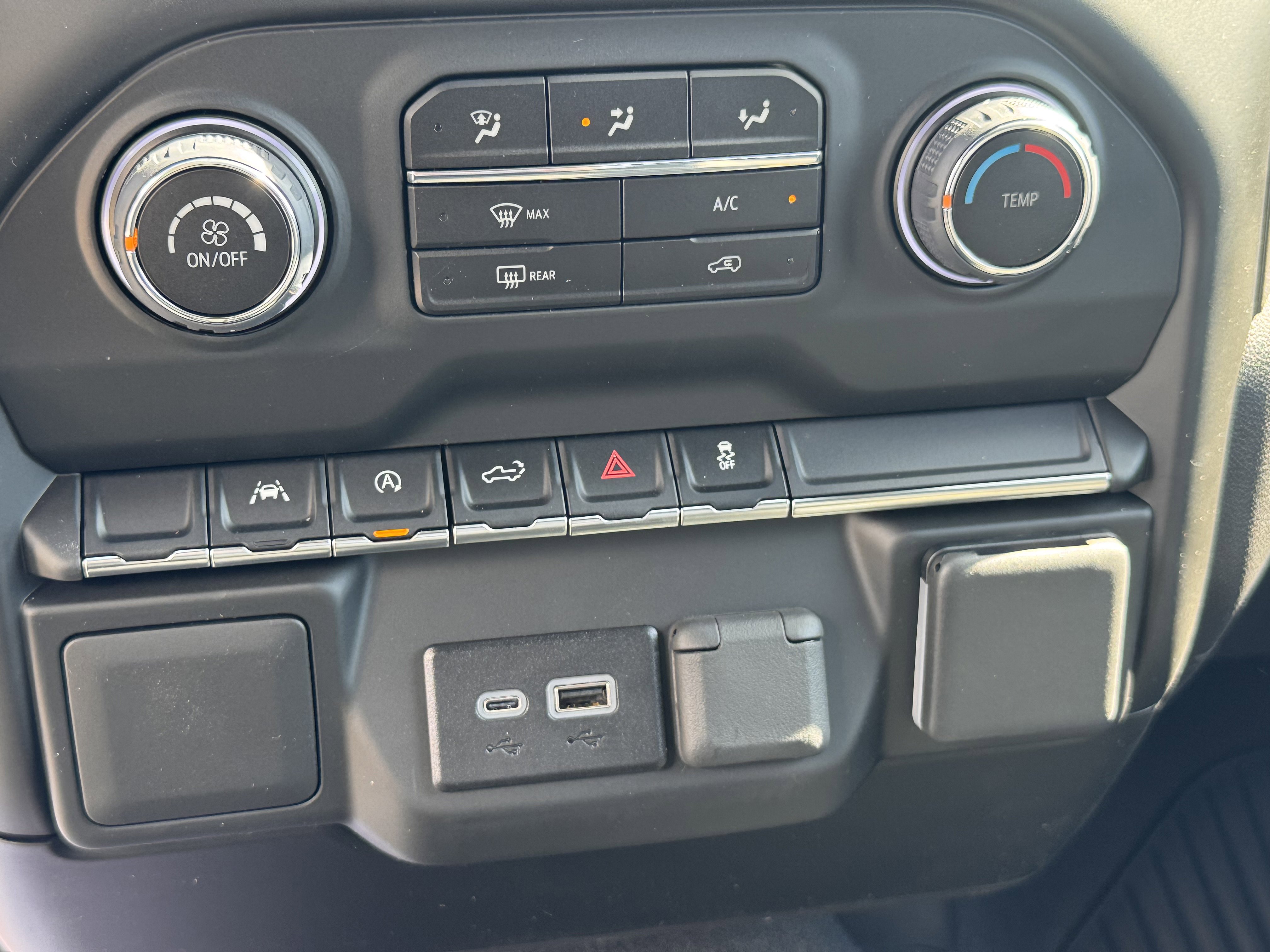 New 2025 Chevrolet Silverado 1500 Custom image 15