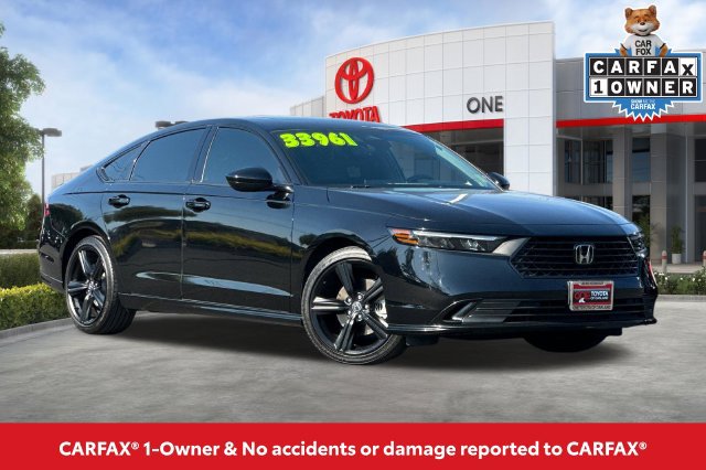 Used 2025 Honda Accord Sport image 2