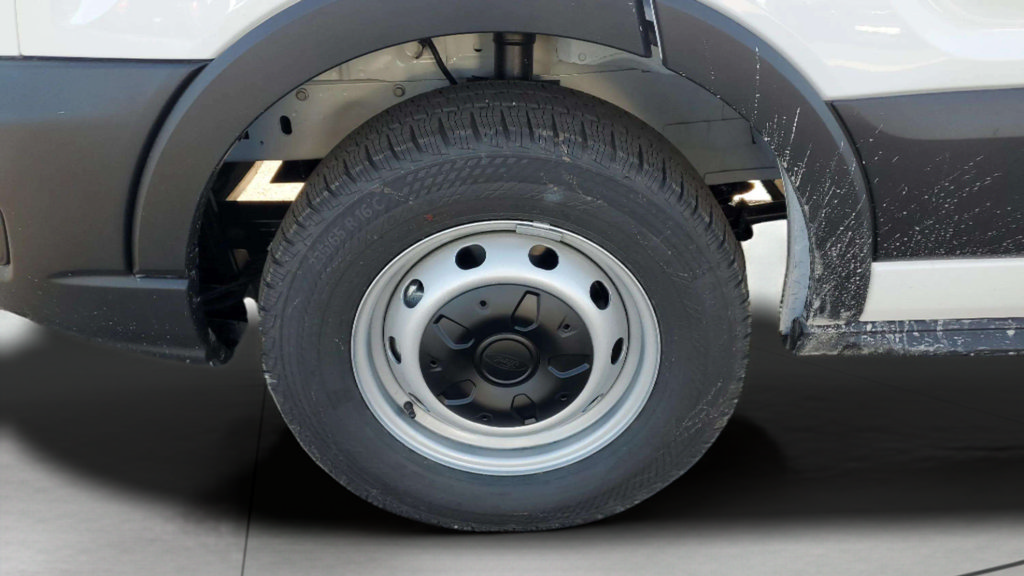 New 2026 Ford Transit 250 148 Medium Roof RWD image 19