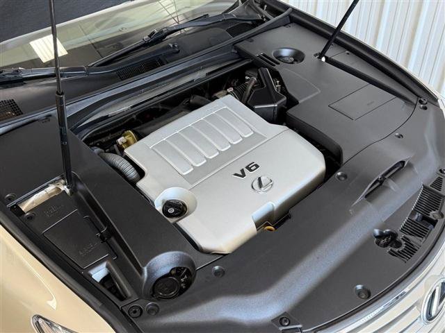 Used 2011 Lexus ES 350 w/ Luxury Pkg & Navigation FWD image 33
