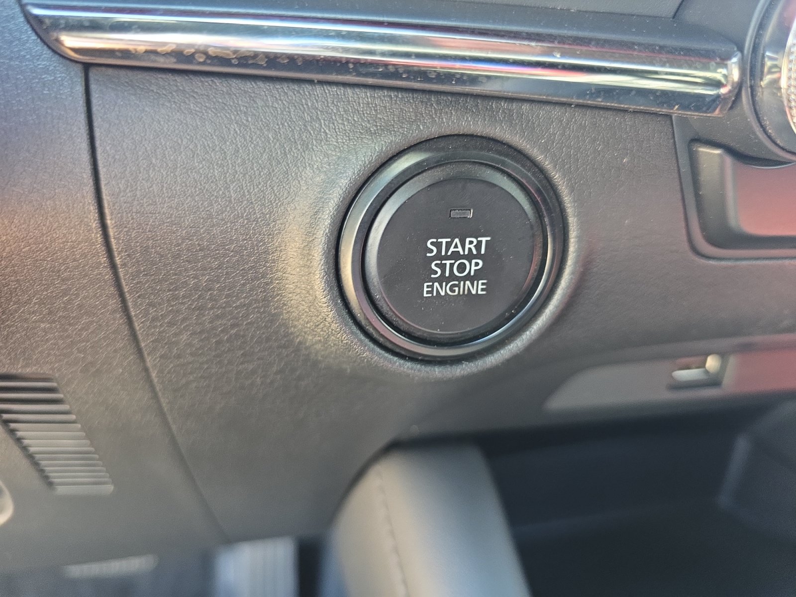Used 2021 MAZDA MAZDA3 s FWD image 30