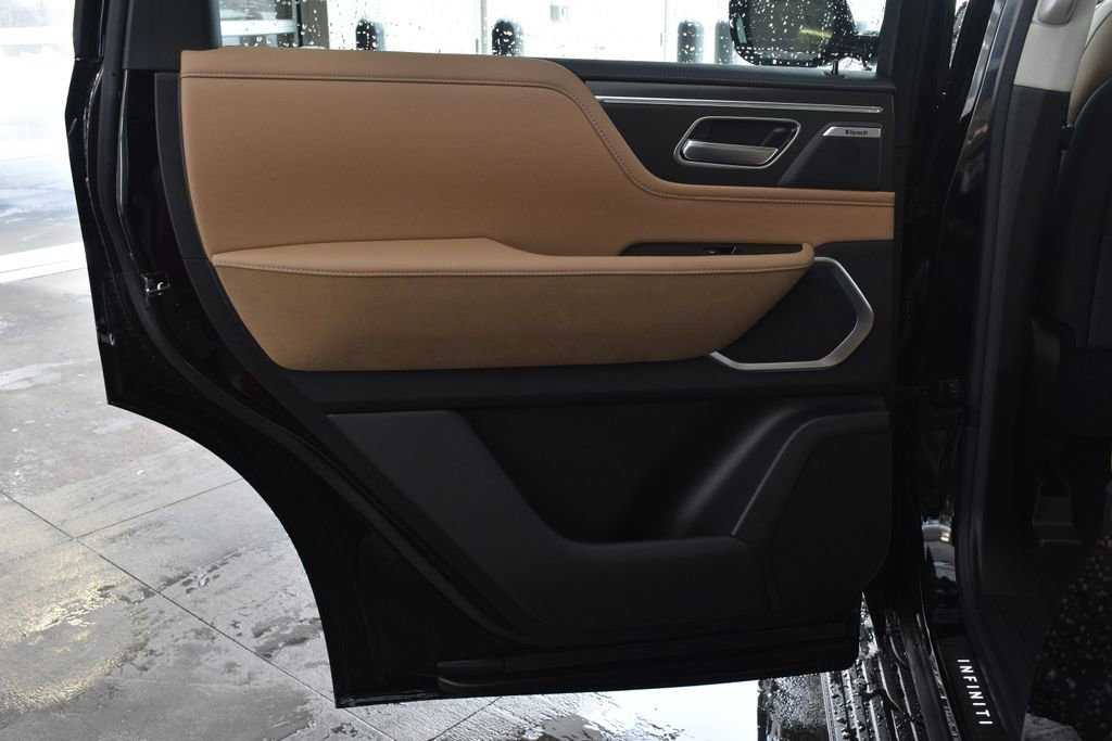 New 2026 INFINITI QX80 Luxe w/ Exterior Package image 28