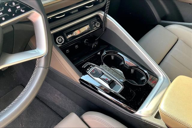 Used 2025 Audi Q5 Premium Plus w/ Premium Plus AWD/4WD image 18