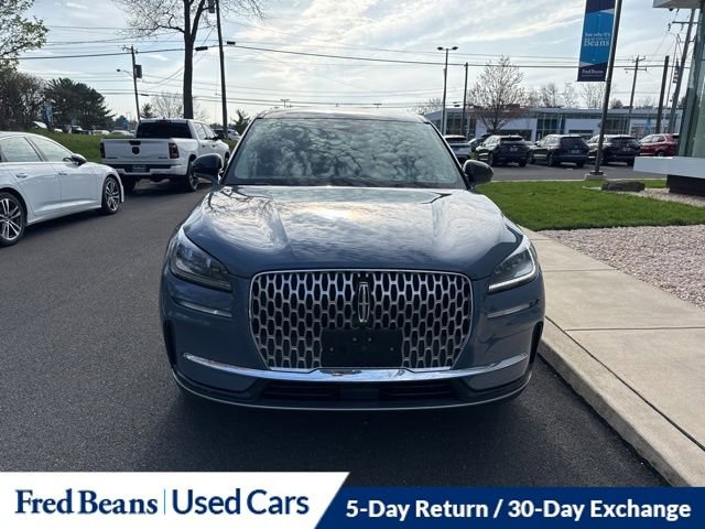 Used 2025 Lincoln Corsair AWD image 2