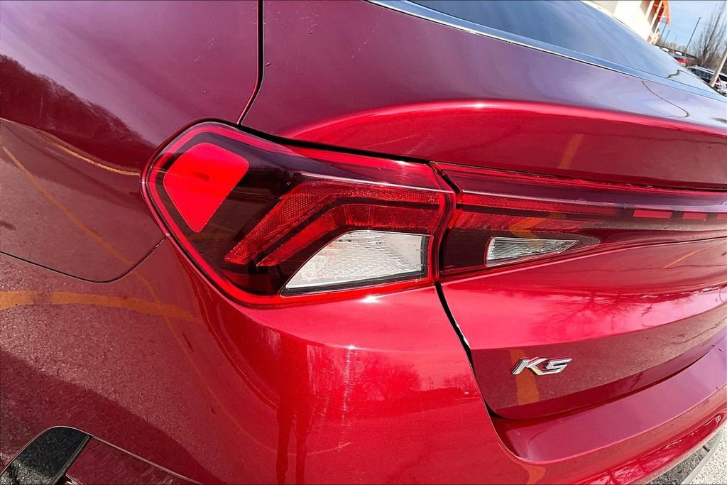 Used 2021 Kia K5 LXS image 30
