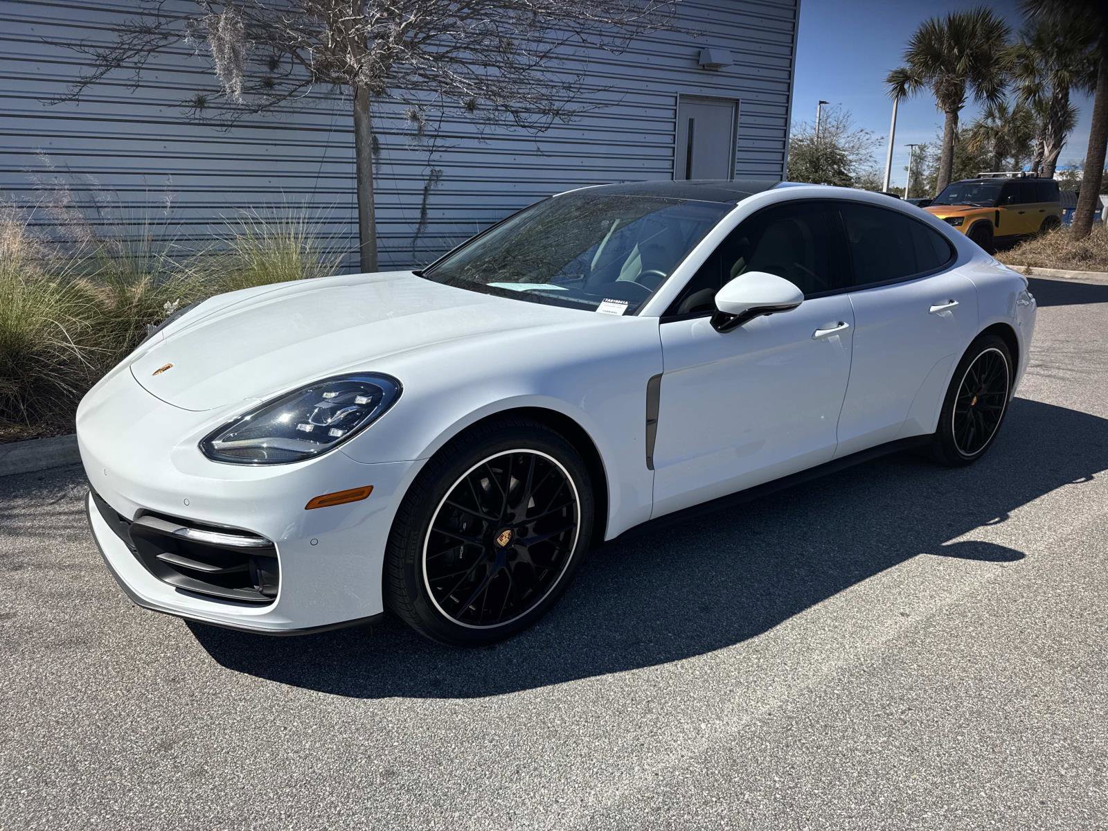 Used 2023 Porsche Panamera 4 Platinum Edition image 1