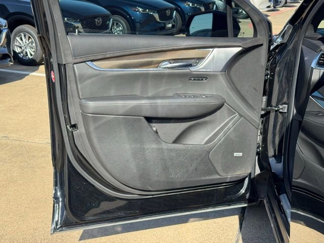 Used 2022 Cadillac XT6 Premium Luxury w/ Platinum Package image 7