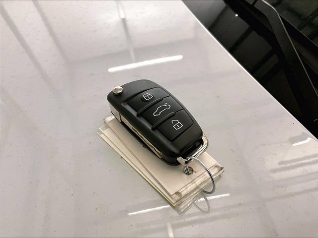 Used 2020 Audi Q3 2.0T Premium Plus w/ Premium Plus Package AWD/4WD image 9