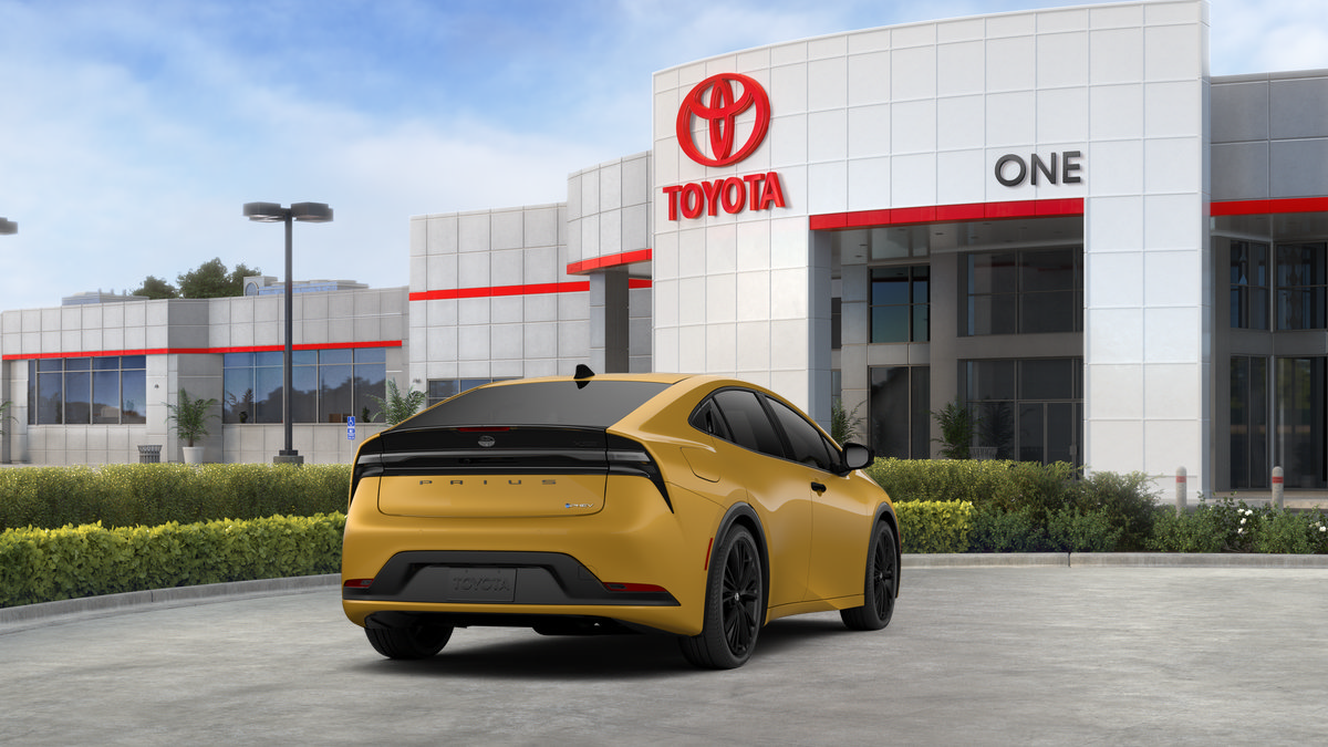 New 2027 Toyota Prius Plug-In Hybrid FWD image 52
