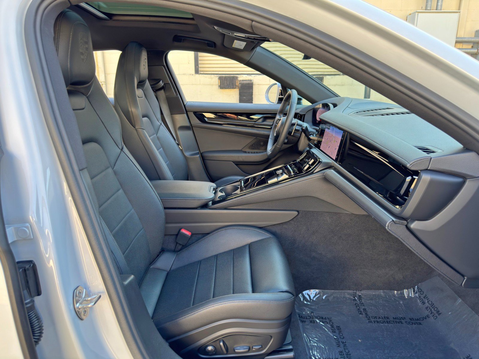 Used 2025 Porsche Panamera w/ Premium Package RWD image 16