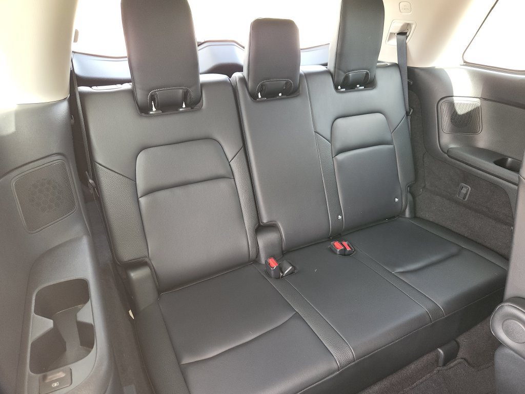 Used 2024 Nissan Pathfinder SL w/ SL Premium Package FWD image 15