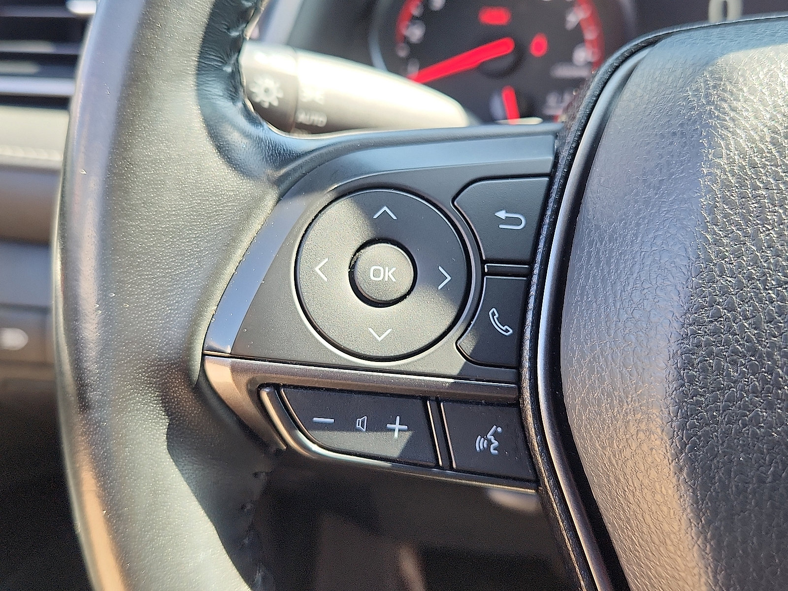 Used 2023 Toyota Camry XSE image 19