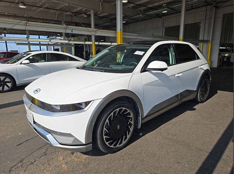 Used 2024 Hyundai Ioniq 5 Limited AWD/4WD image 3